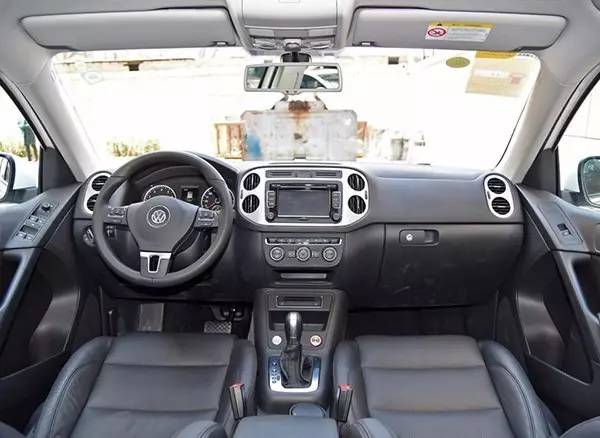 控空调荣威eRX5就领先燃油车途观N个车身新葡京网上赌场这热天就不说牌照了仅远程遥(图13)